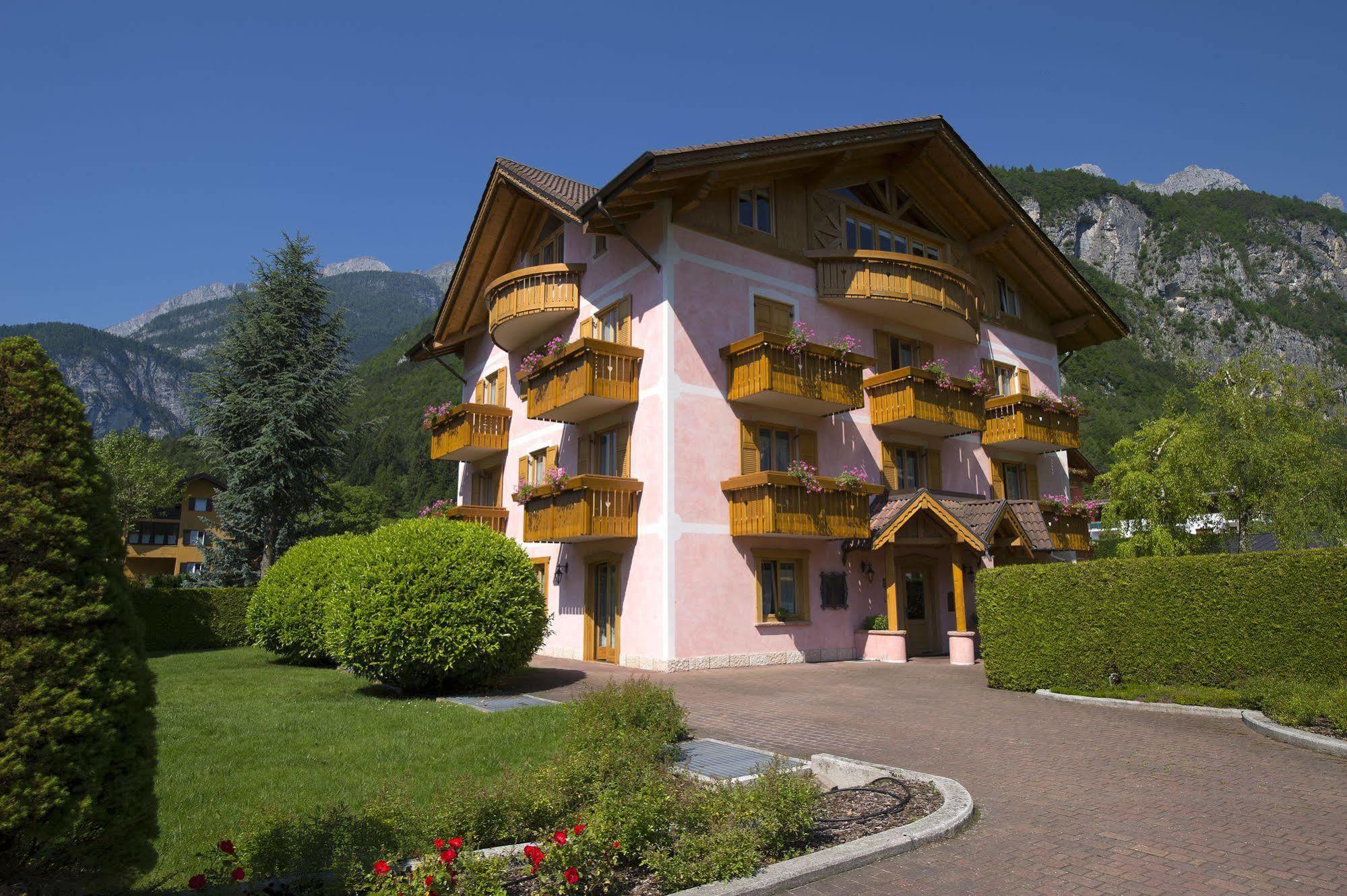 Residence Rio Piccolo Molveno Bagian luar foto