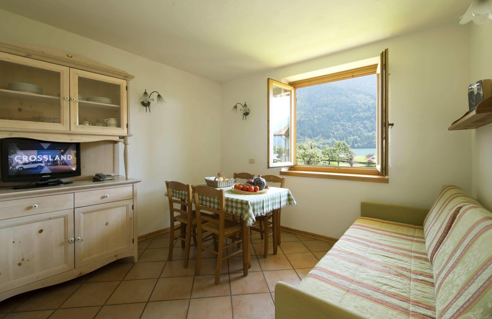 Residence Rio Piccolo Molveno Bagian luar foto